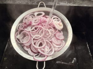 Rode ui in vergiet